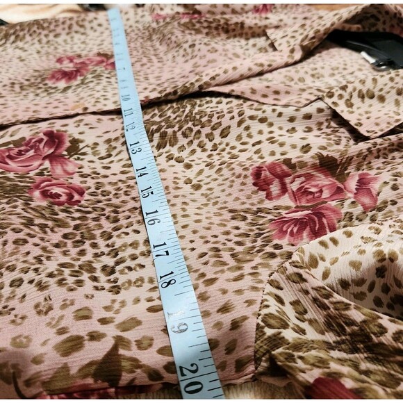 Donnkenny Blouse Size Small Front Buttons Floral Lightweight Short Sleeve - Picture 8 of 11